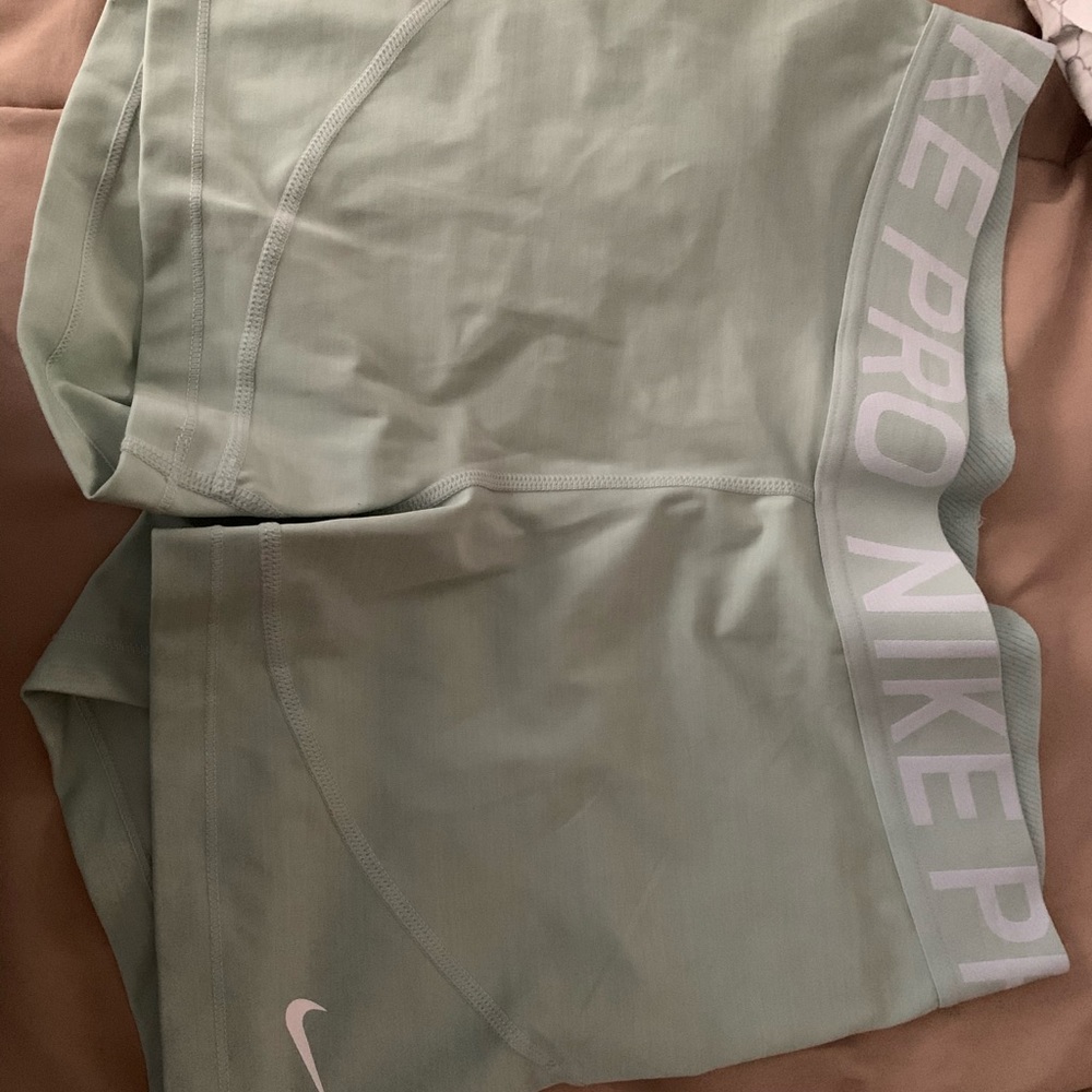 Nike 3” shorts